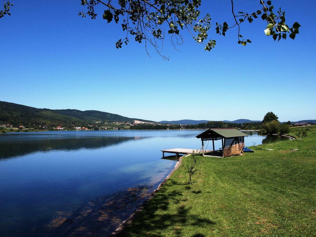 Sumski Dvori Apartment Ogulin Bagian luar foto