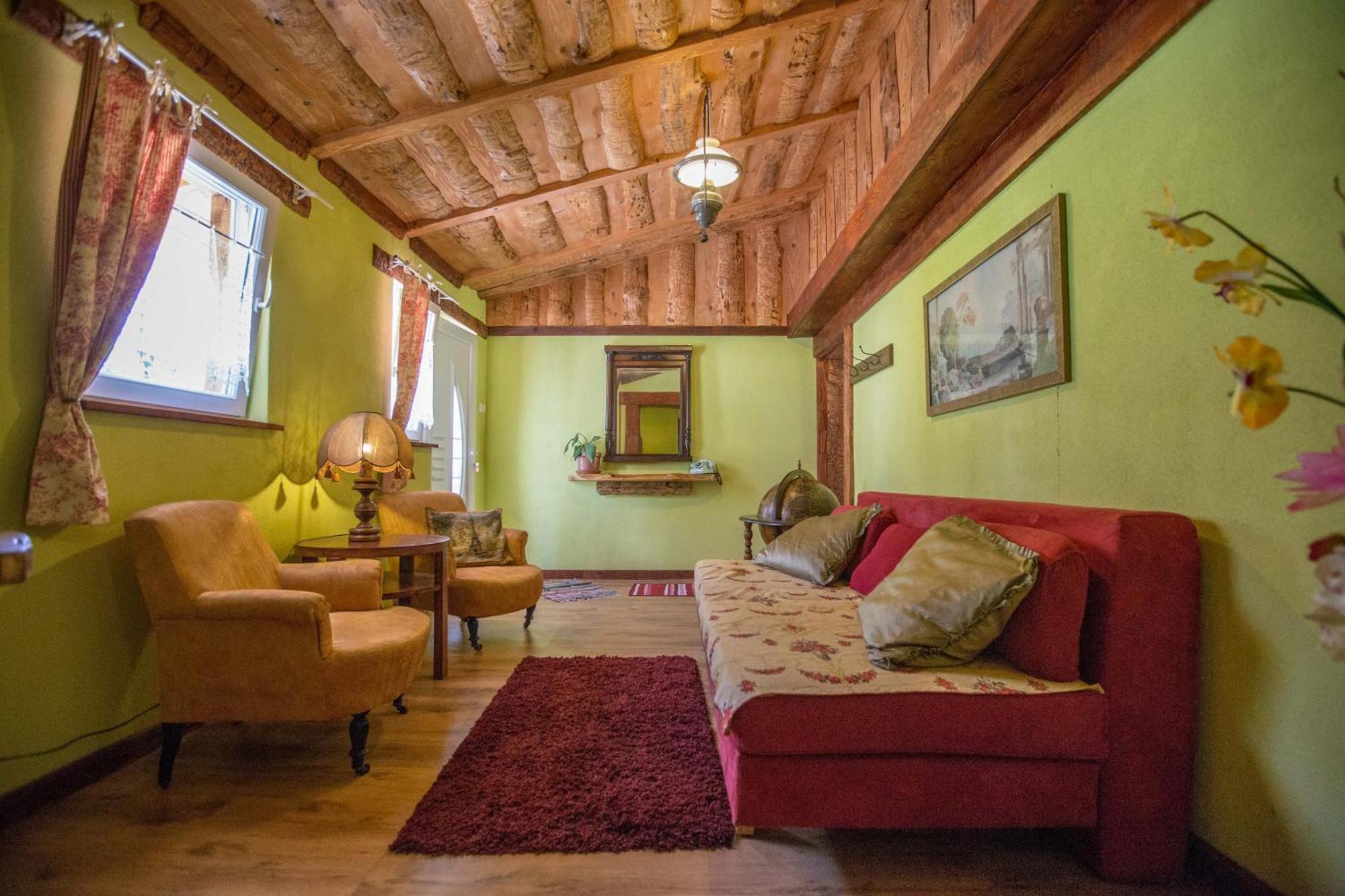 Sumski Dvori Apartment Ogulin Bagian luar foto